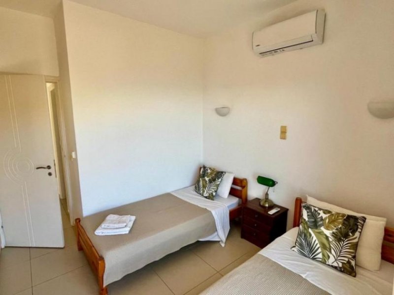 Plaka bei Elounda Kreta, Plaka Elounda: Villa mit zwei Schlafzimmern, Pool und Whirlpool sowie Meer- und Bergblick Haus kaufen